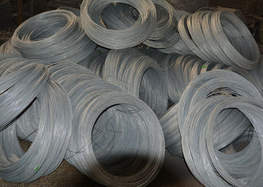 Porcellana Peso 25-35 g/m2 dello zinco del filo zincato di resistenza della corrosione elettro fornitore
